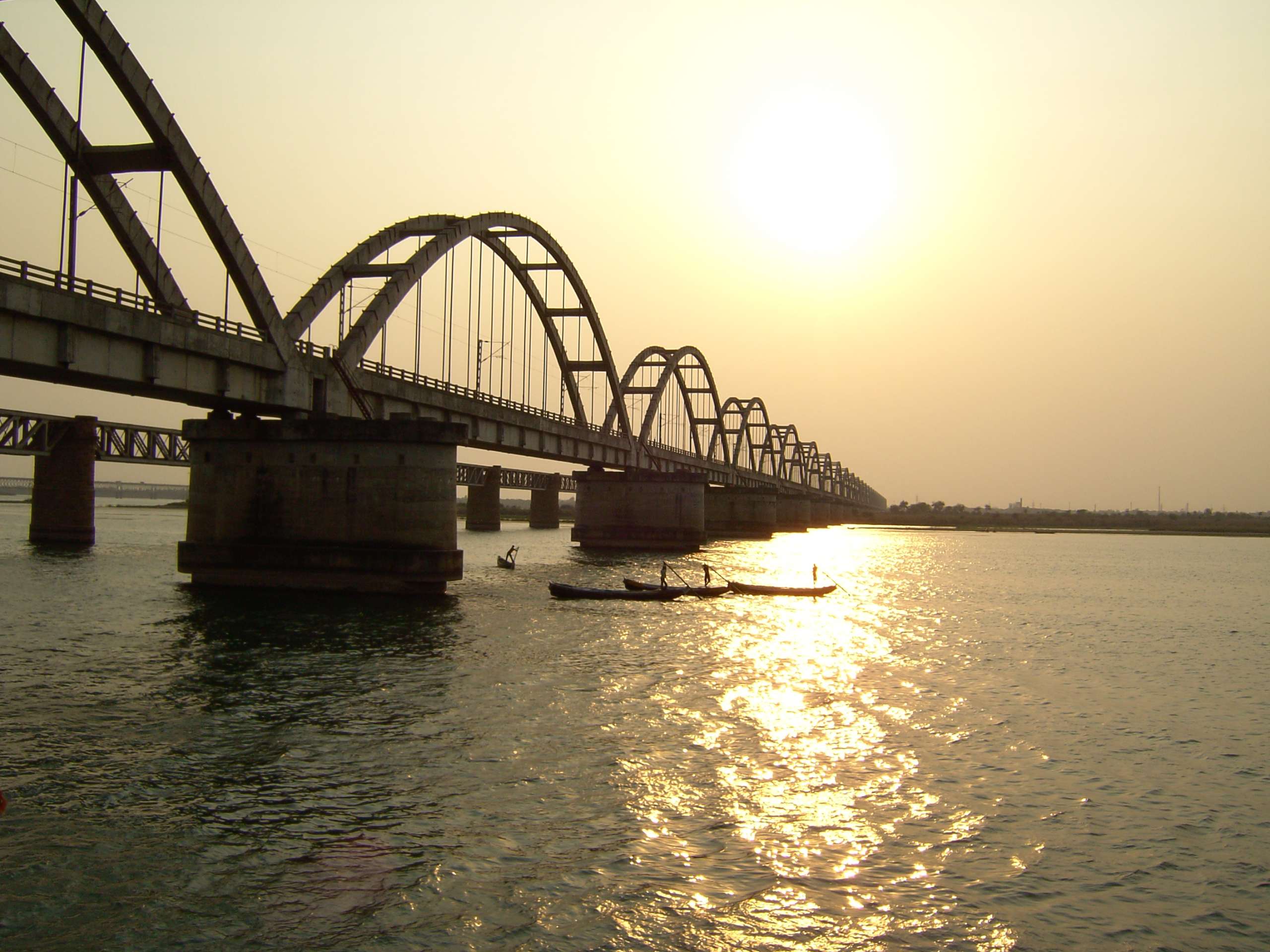 Godavari Arch Bridge, Andhra Pradesh