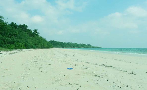 Merk Bay Beach, North Passage Island