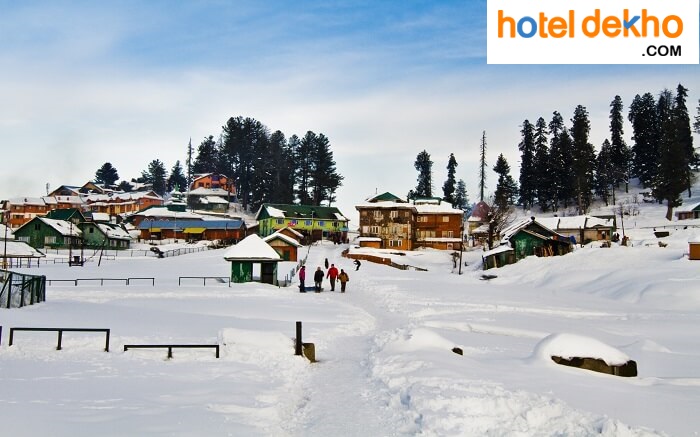 Gulmarg- Ski Resort in Jammu & Kashmir