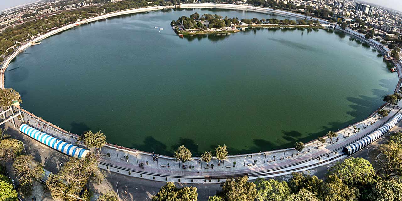 Kankaria Lake