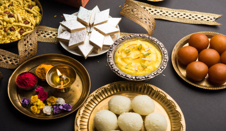 Food and sweets on Raksha Bandhan 
