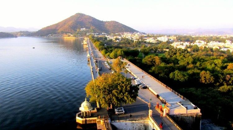 Fatehsagar Lake