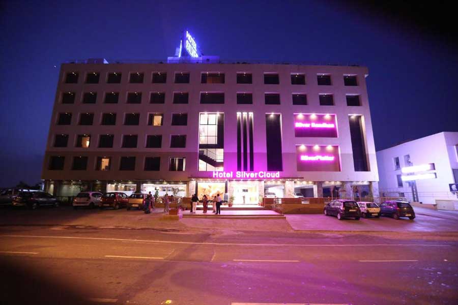 Hotel Silver Cloud