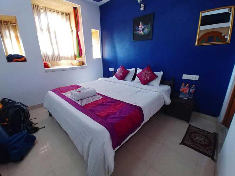 Gaji Hotel