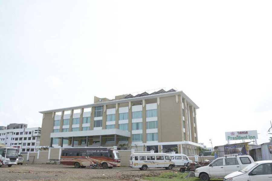 Tania President Inn