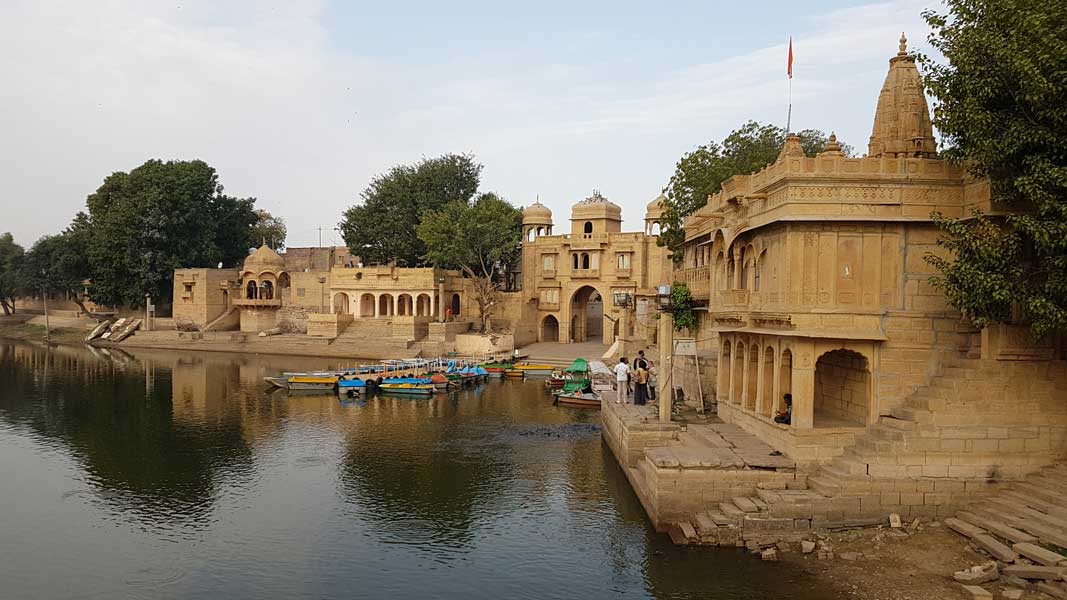 Amar Sagar Lake Jaisalmer heritage pre wedding photoshoot