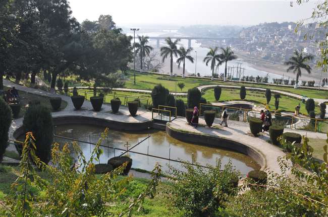 Bagh-e-Bahu