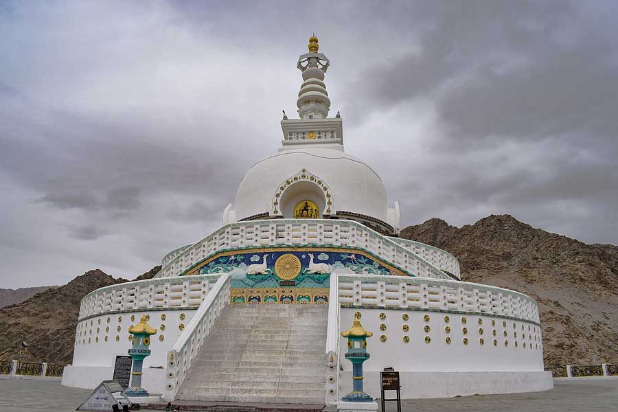 Shanti Stupa